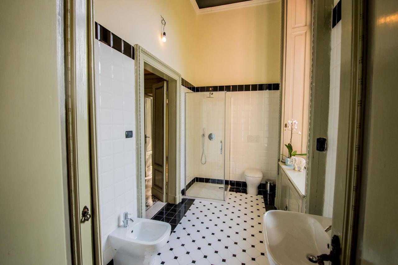 Villa Confalonieri Mandello del Lario Kamer foto