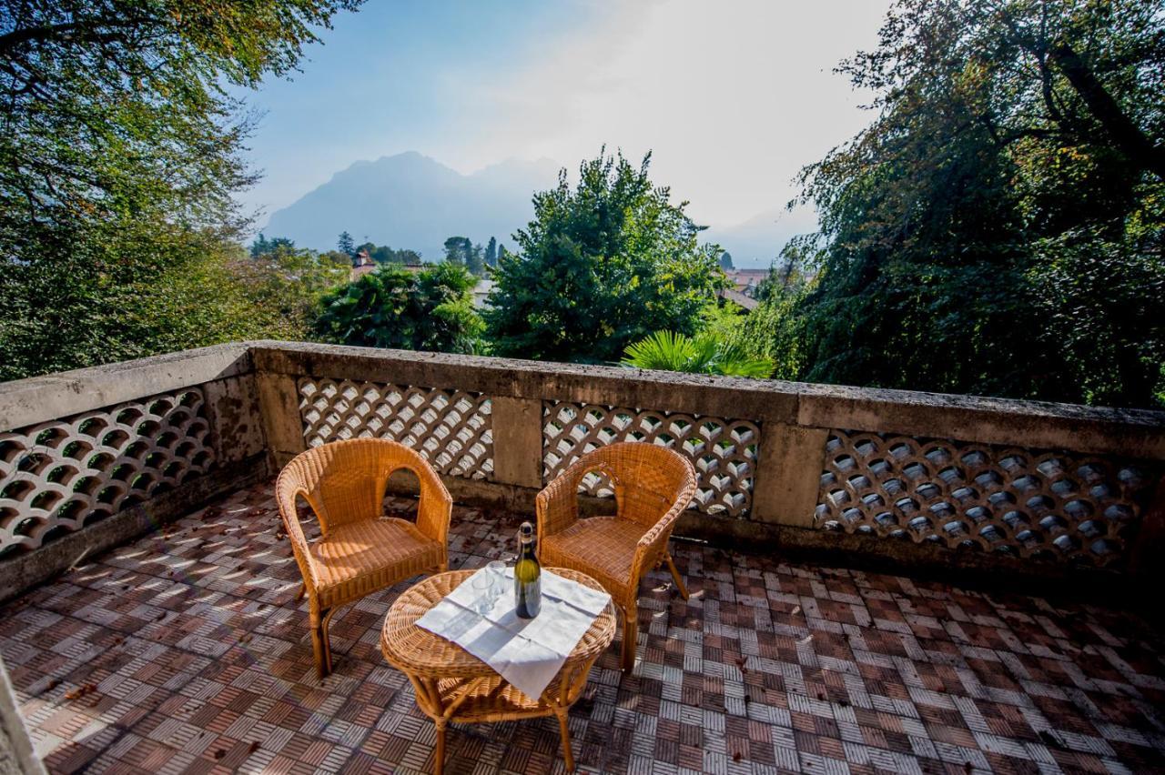 Villa Confalonieri Mandello del Lario Kamer foto