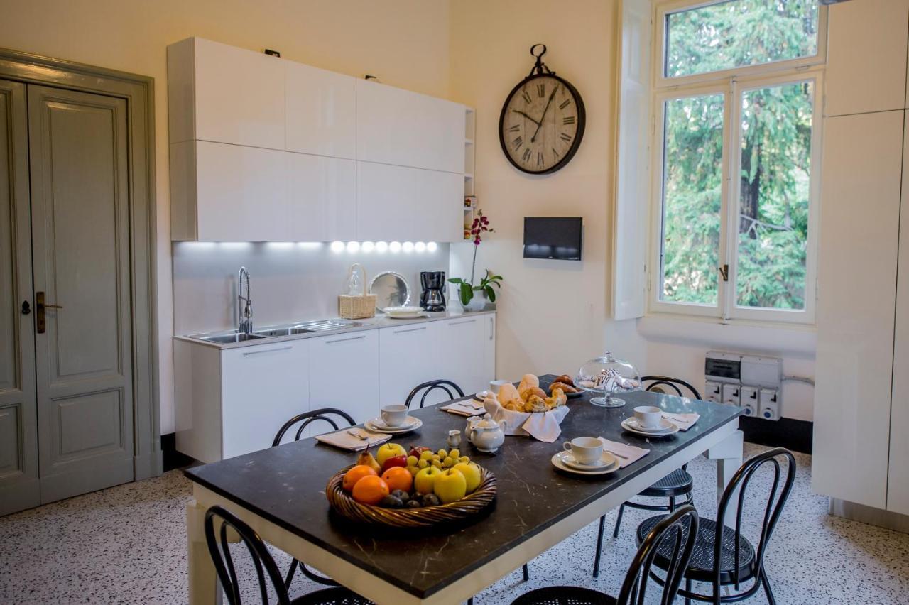 Villa Confalonieri Mandello del Lario Kamer foto