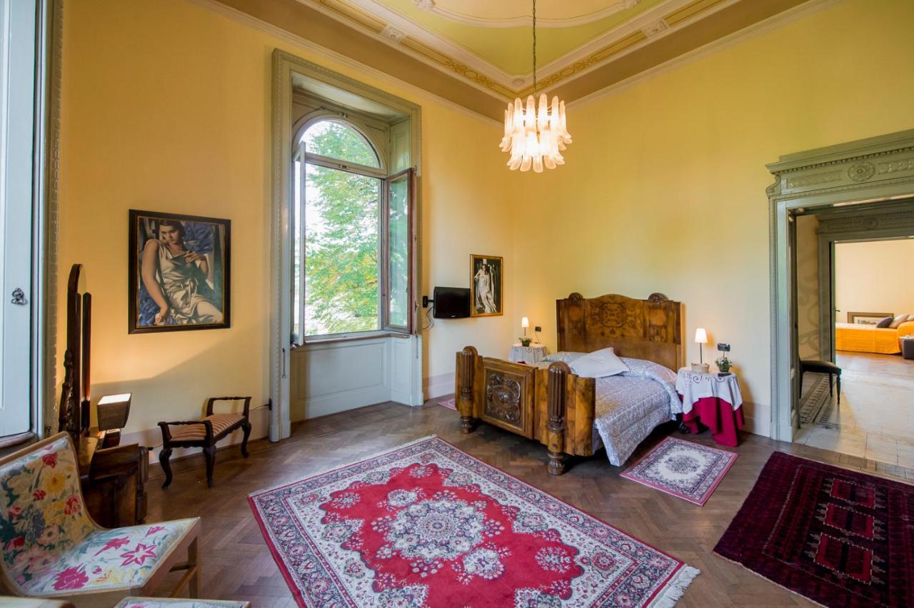 Villa Confalonieri Mandello del Lario Buitenkant foto